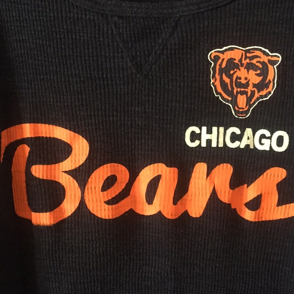 Chicago Bears long sleeve t - Picture 2 of 5